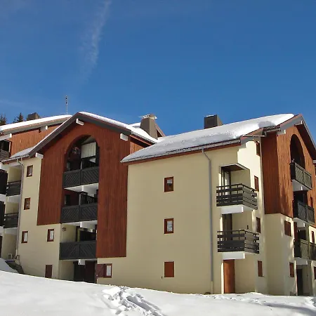 Combes Blanche 1 & 2-7